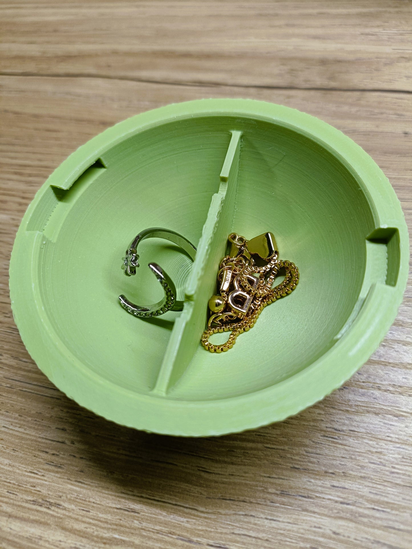 Boîte à bijoux nomade et compacte - Vert Avocat